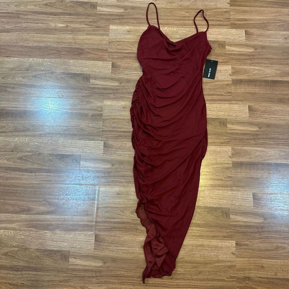 Liz and Sarah Bodycon Midi Dress Maroon | Women Size Large
